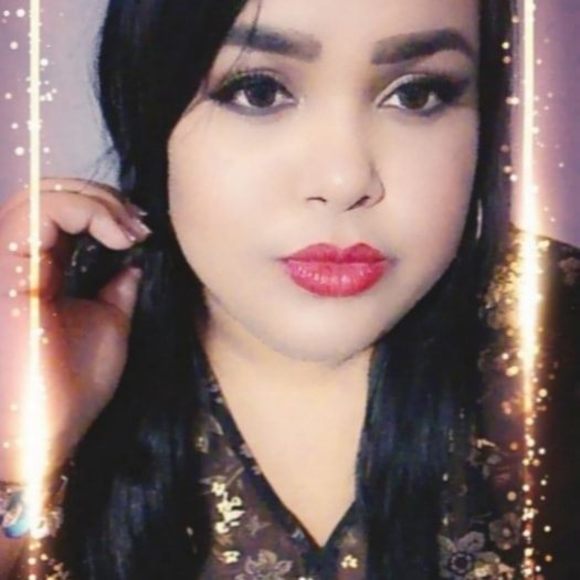 Meet your Posher, LÃ¼cy - Picture 1 of 1